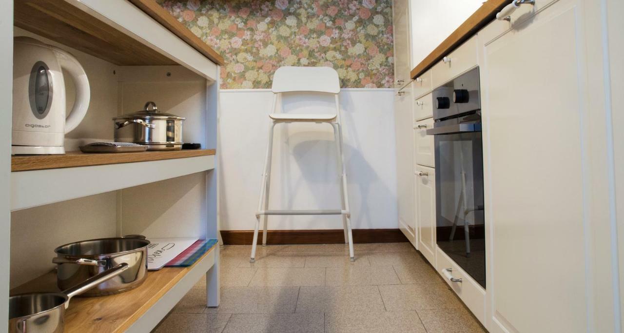 Flowers Apartment Joivy 25 Como Exterior foto